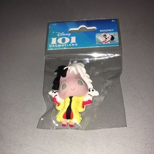 Cruella magnet